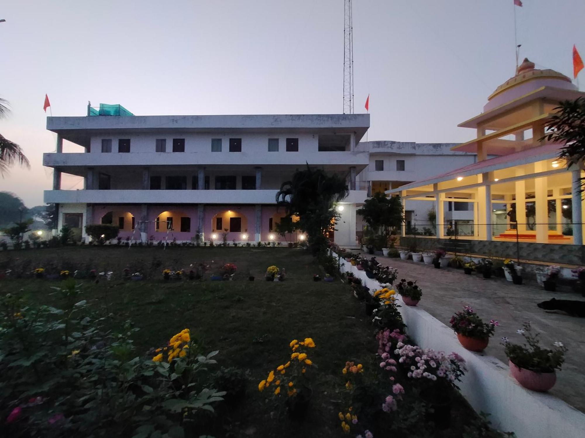 Vedic Villa พาราณสี ภายนอก รูปภาพ