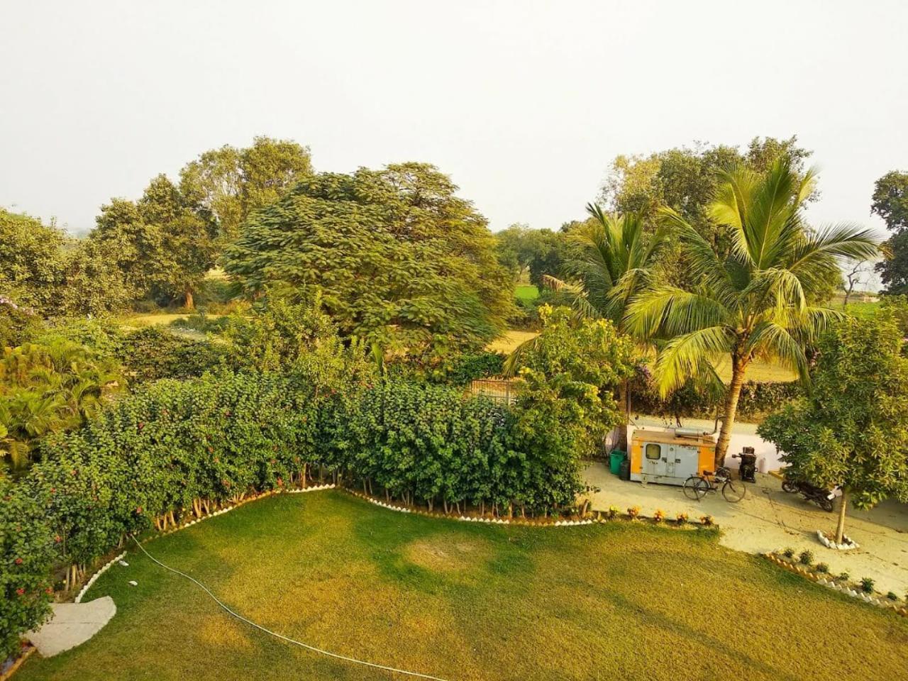 Vedic Villa พาราณสี ภายนอก รูปภาพ